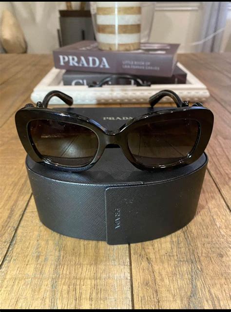 prada baroque square sunglasses celebrities